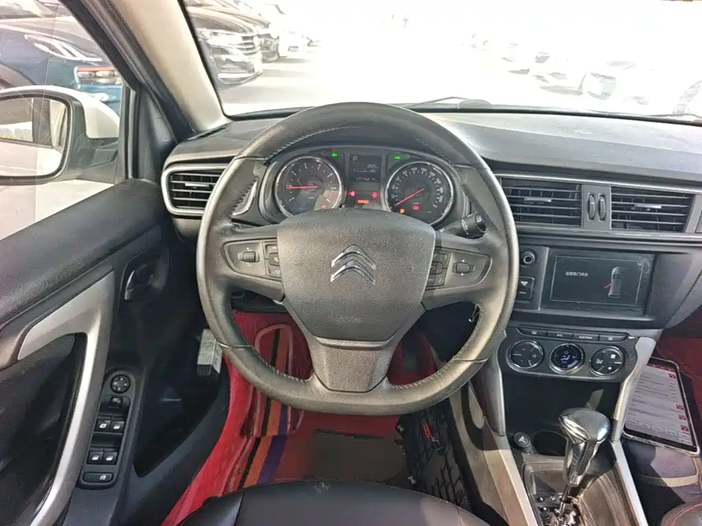 Citroen C3-XR — миниатюра 11