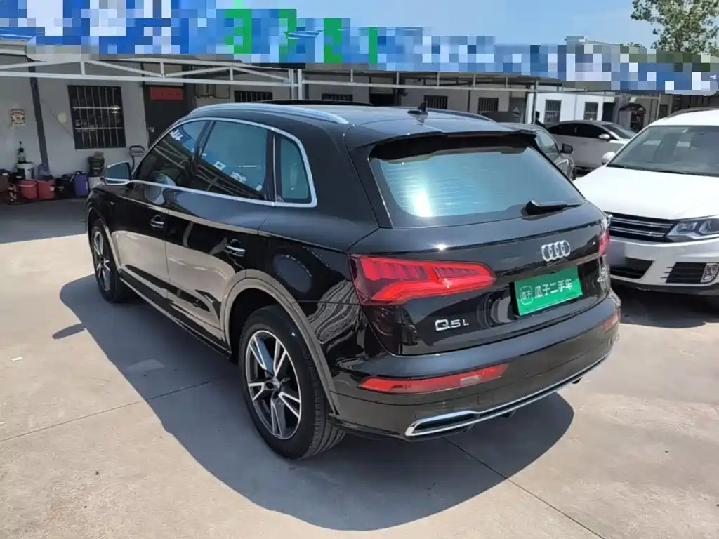 Audi Q5L — миниатюра 5