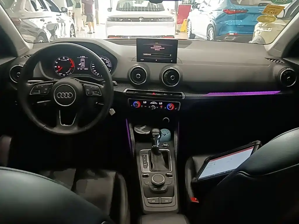 Audi Q2L — миниатюра 10