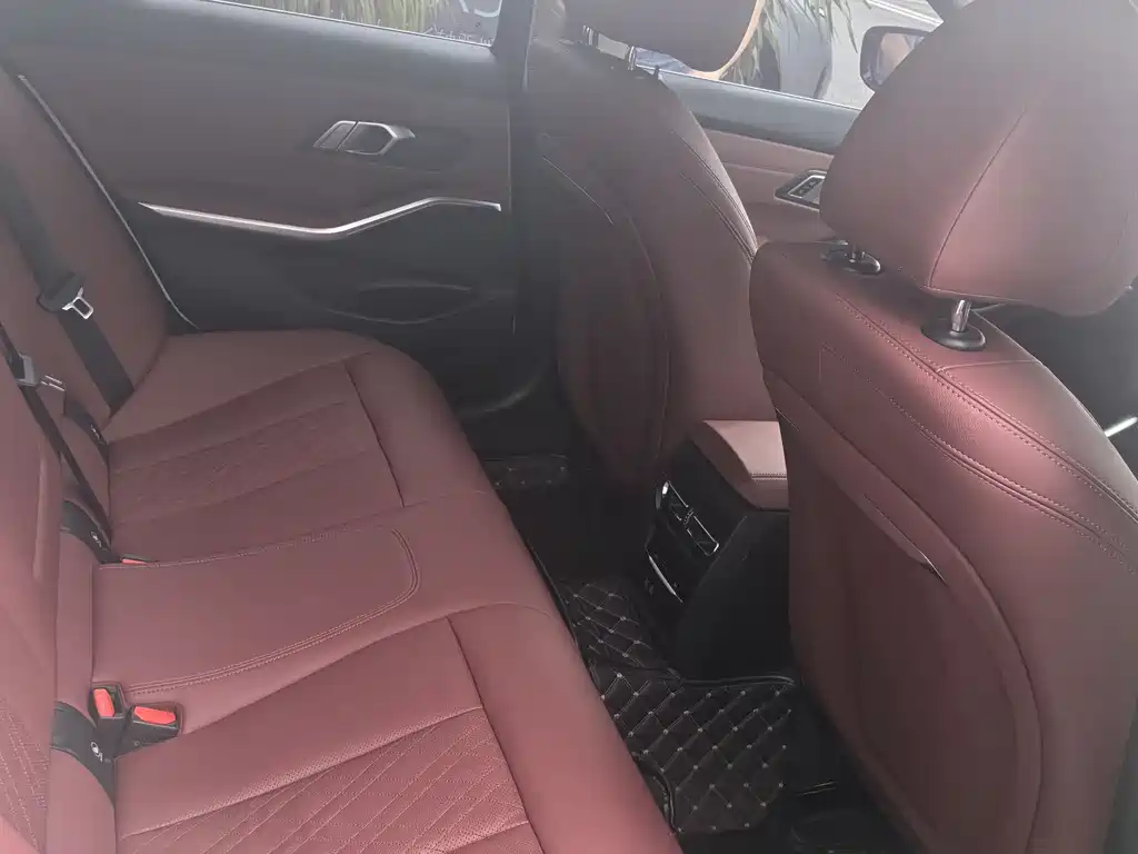 BMW 3 Series 3 2024 325i M Sport