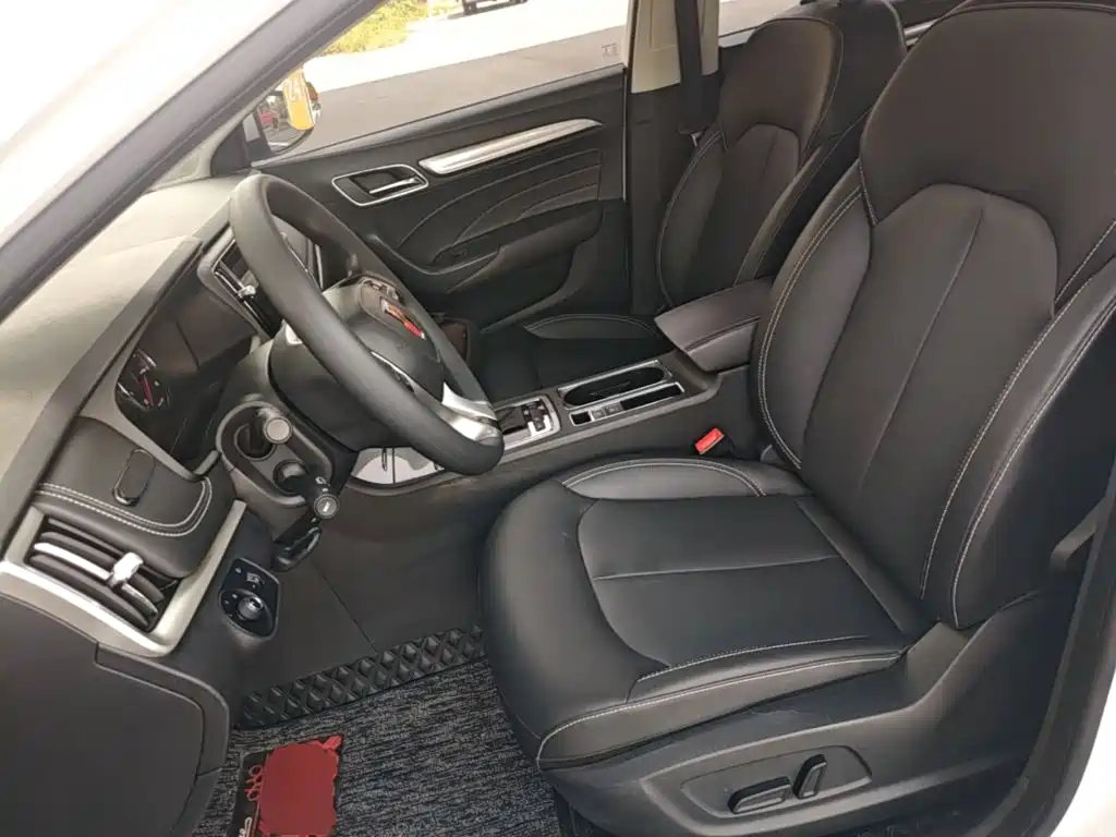 Roewe Roewe i6 Classic — миниатюра 15