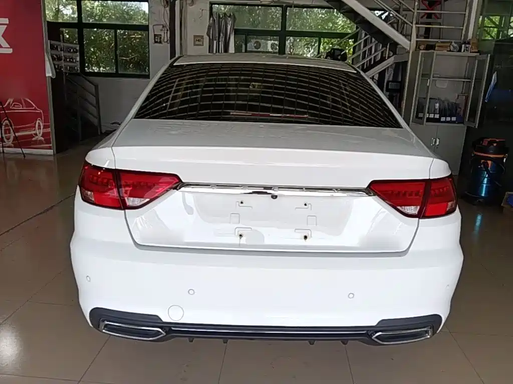 Geely Emgrand GL — миниатюра 6