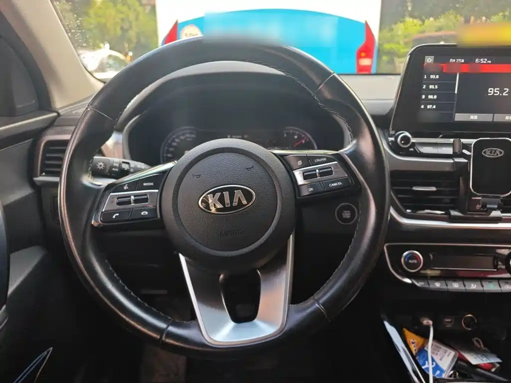 Kia Sportage — миниатюра 11
