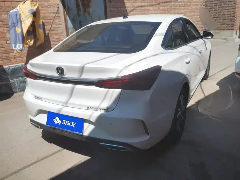 Changan Eado — миниатюра 3