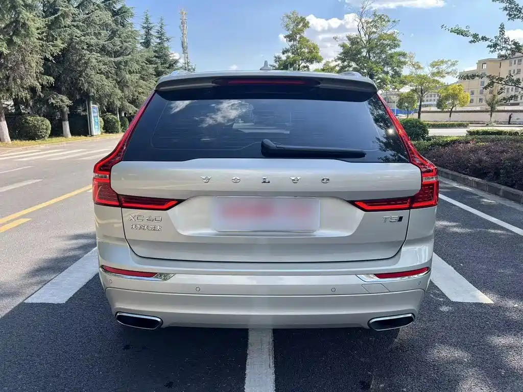Volvo XC60 — миниатюра 11