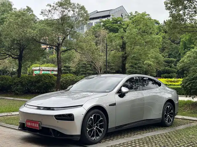 2022 Xpeng P7