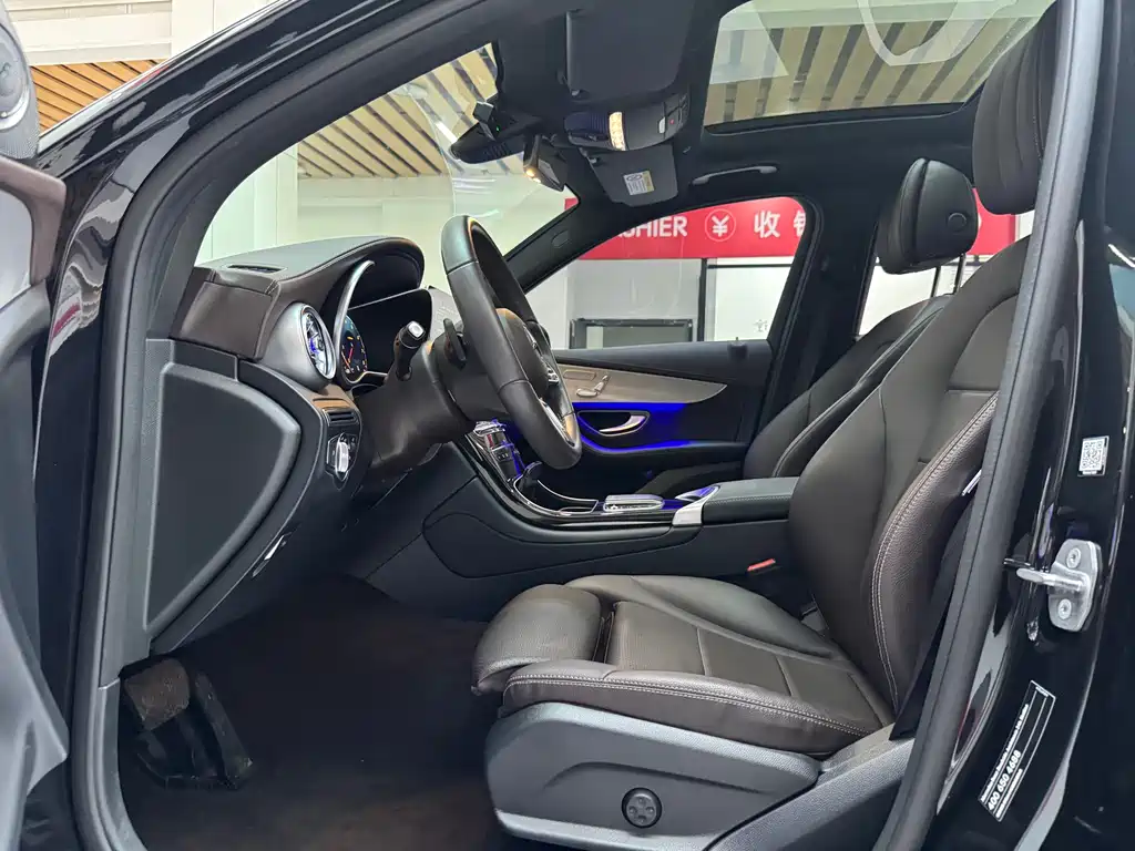 Mercedes-Benz GLC 2022 GLC 260 L 4MATIC