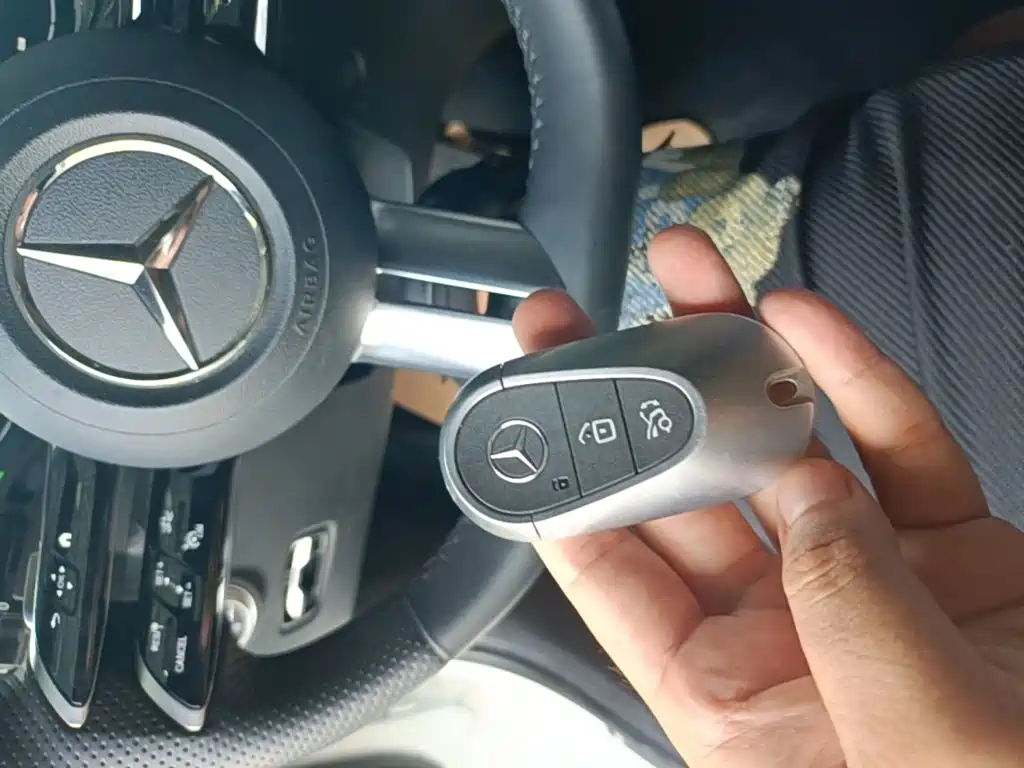 Mercedes-Benz C-Class — миниатюра 9