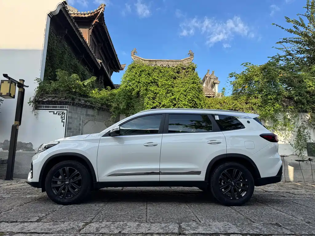 Chery Tiggo 8 — миниатюра 2