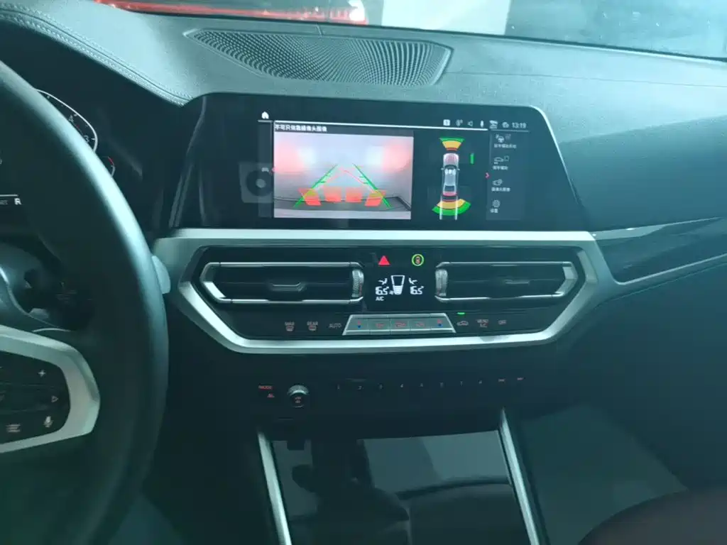 BMW 3 Series — миниатюра 13