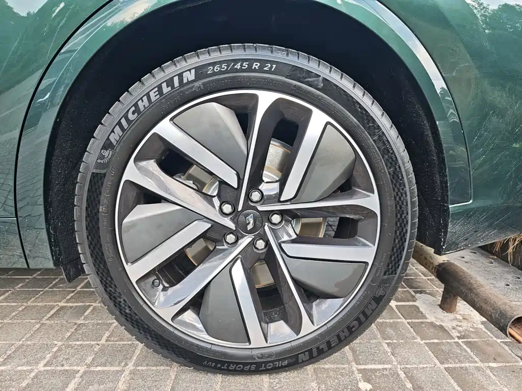 Li Auto Li L9 — миниатюра 13