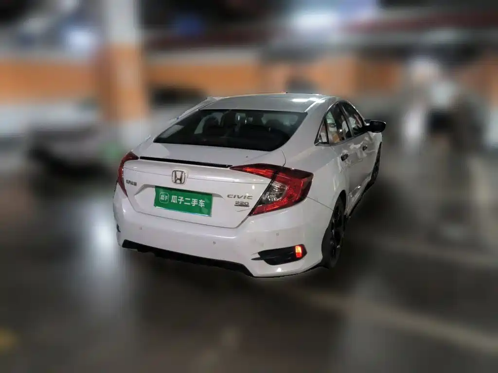 Honda Civic — миниатюра 5