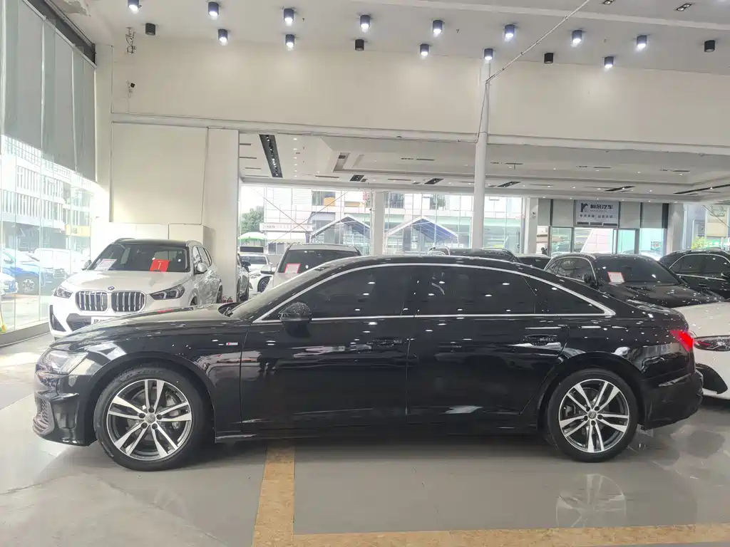 Audi A6L — миниатюра 7
