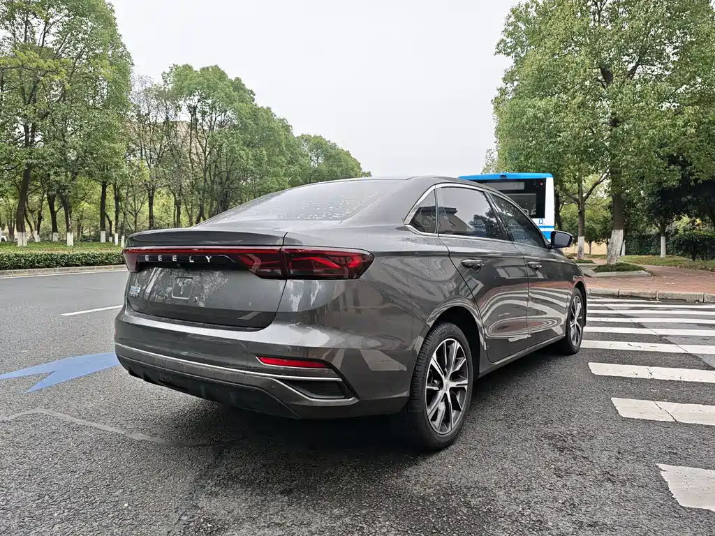 GEELY AUTOMOBILE EMGRAND