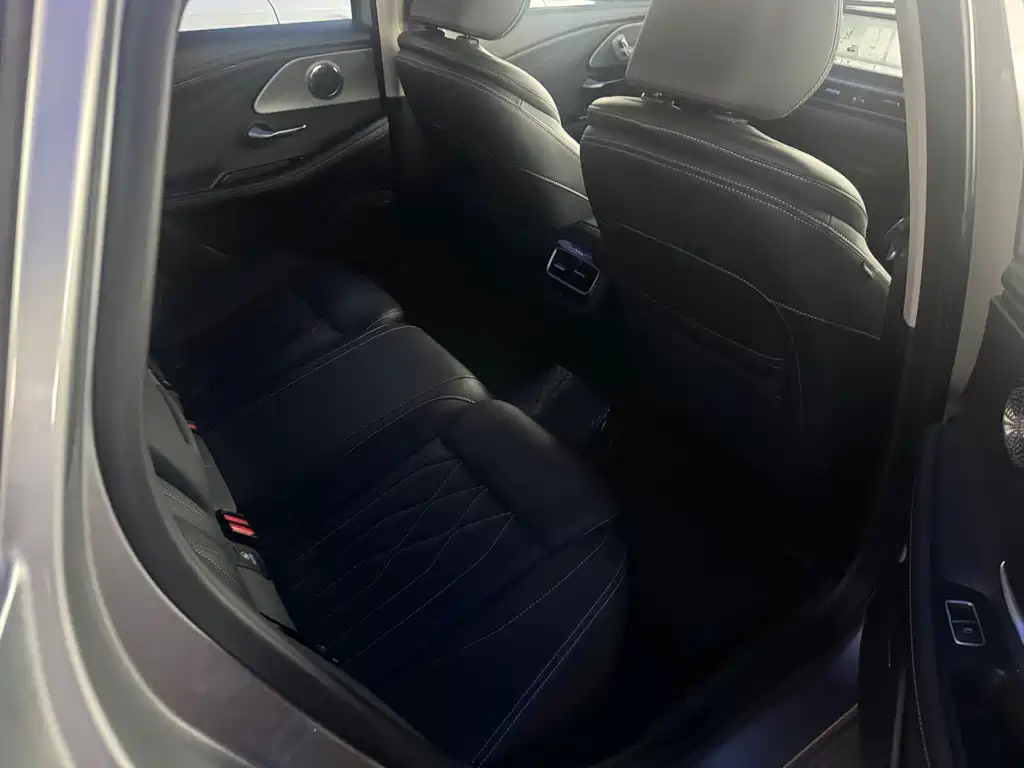 Chery Arrizo 8 — миниатюра 11