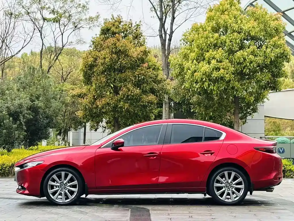 MAZDA 3 ANGKESAILA
