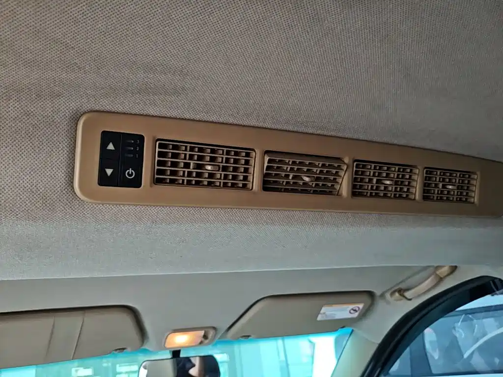 Wuling Hongguang — миниатюра 18
