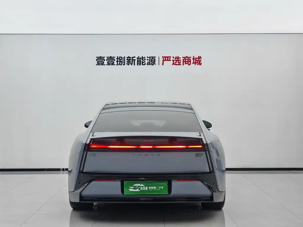 XPeng P7 — миниатюра 9