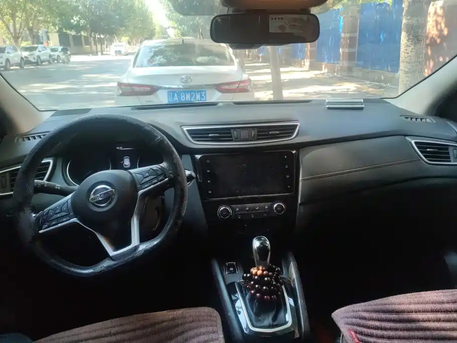 Nissan Qashqai — миниатюра 12