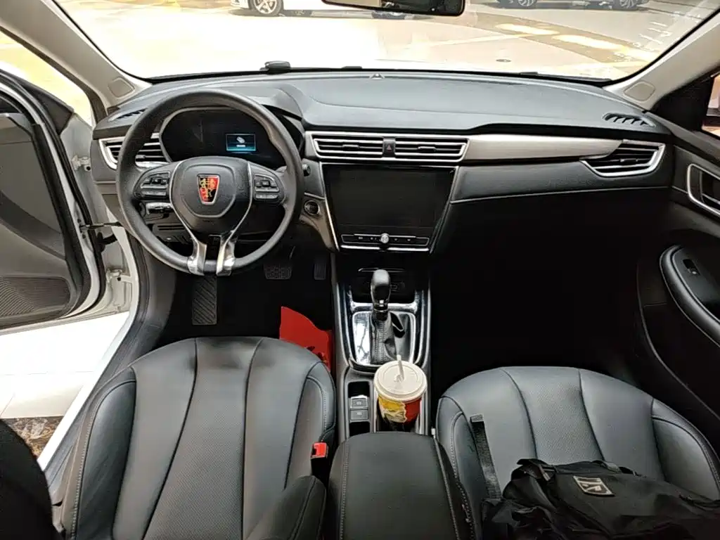 Roewe i5 — миниатюра 10