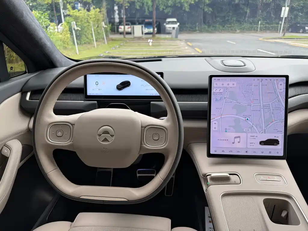 NIO ES8 — миниатюра 20