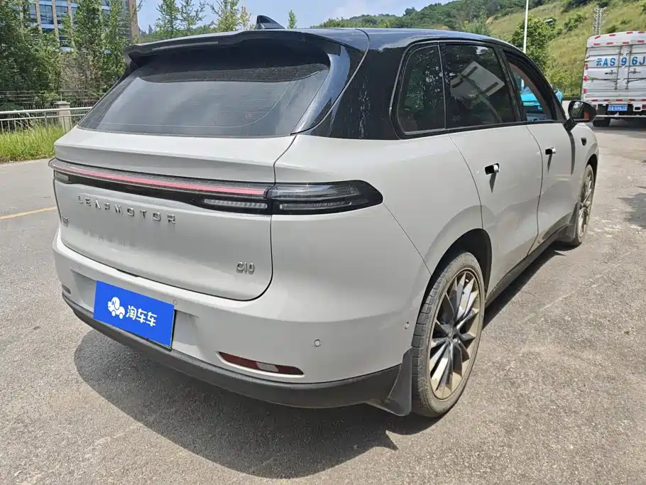 Leapmotor Leapmotor C10 — миниатюра 3