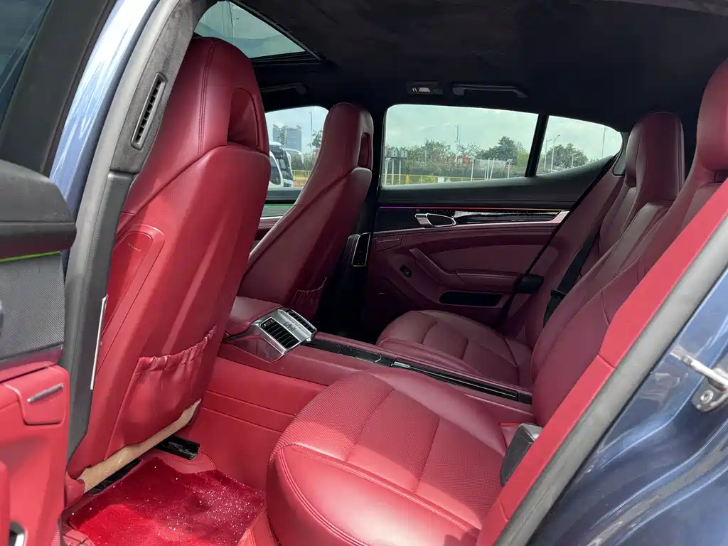 Porsche Panamera — миниатюра 7