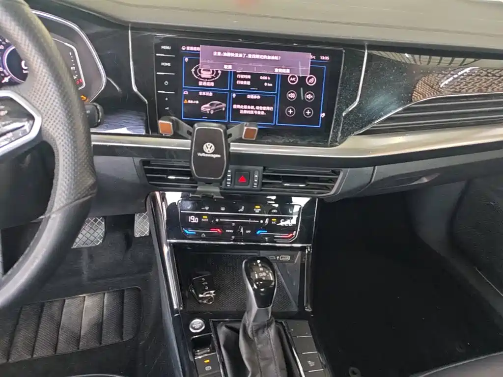 Volkswagen 帕萨特插电混动 — миниатюра 13