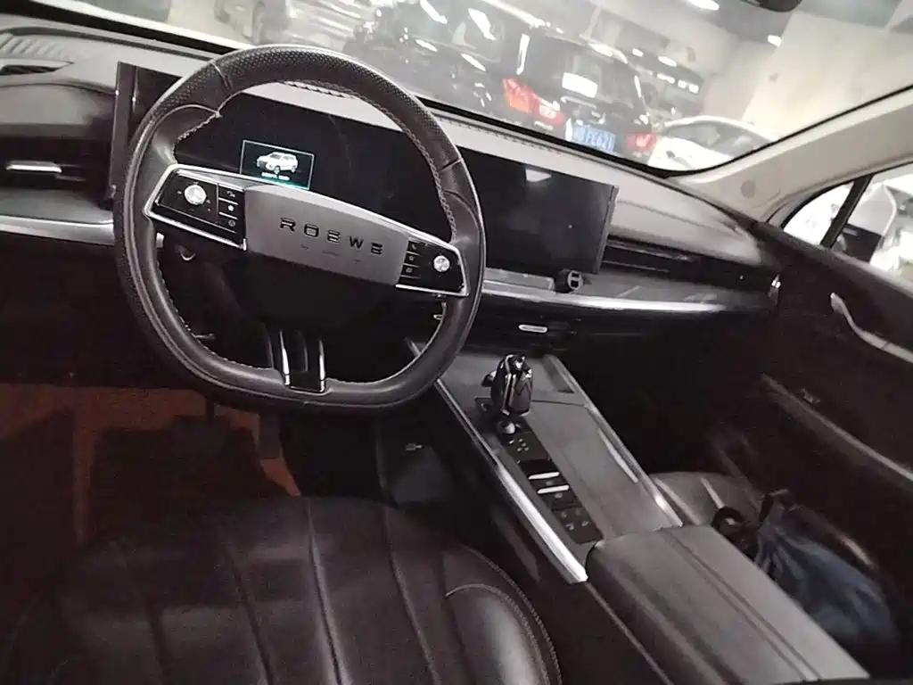 Roewe RX5 MAX — миниатюра 11