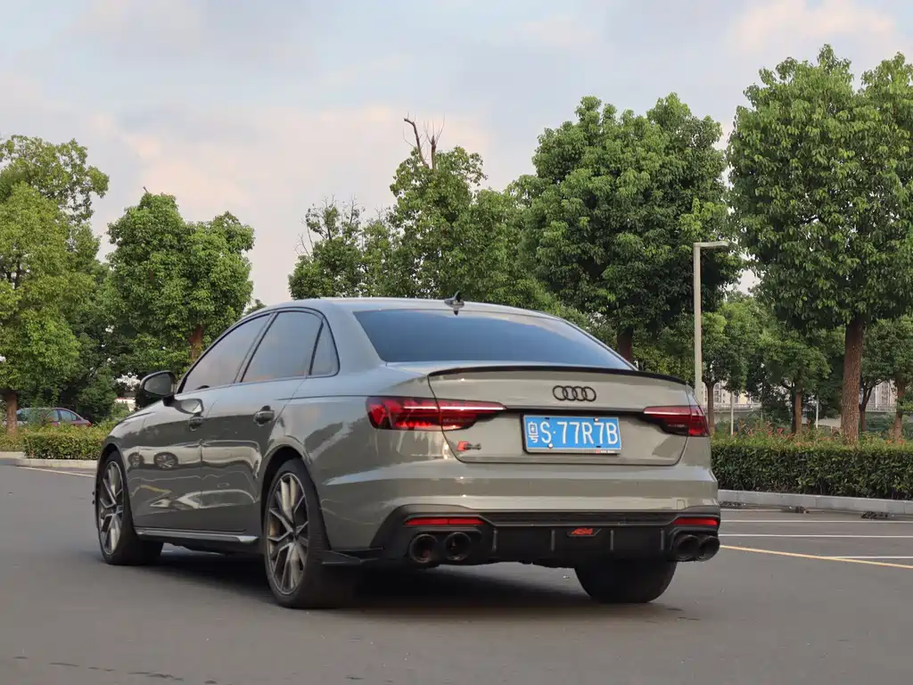 Audi S4 — миниатюра 2
