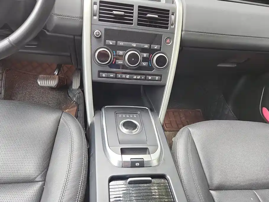 Land Rover Discovery Sport — миниатюра 15