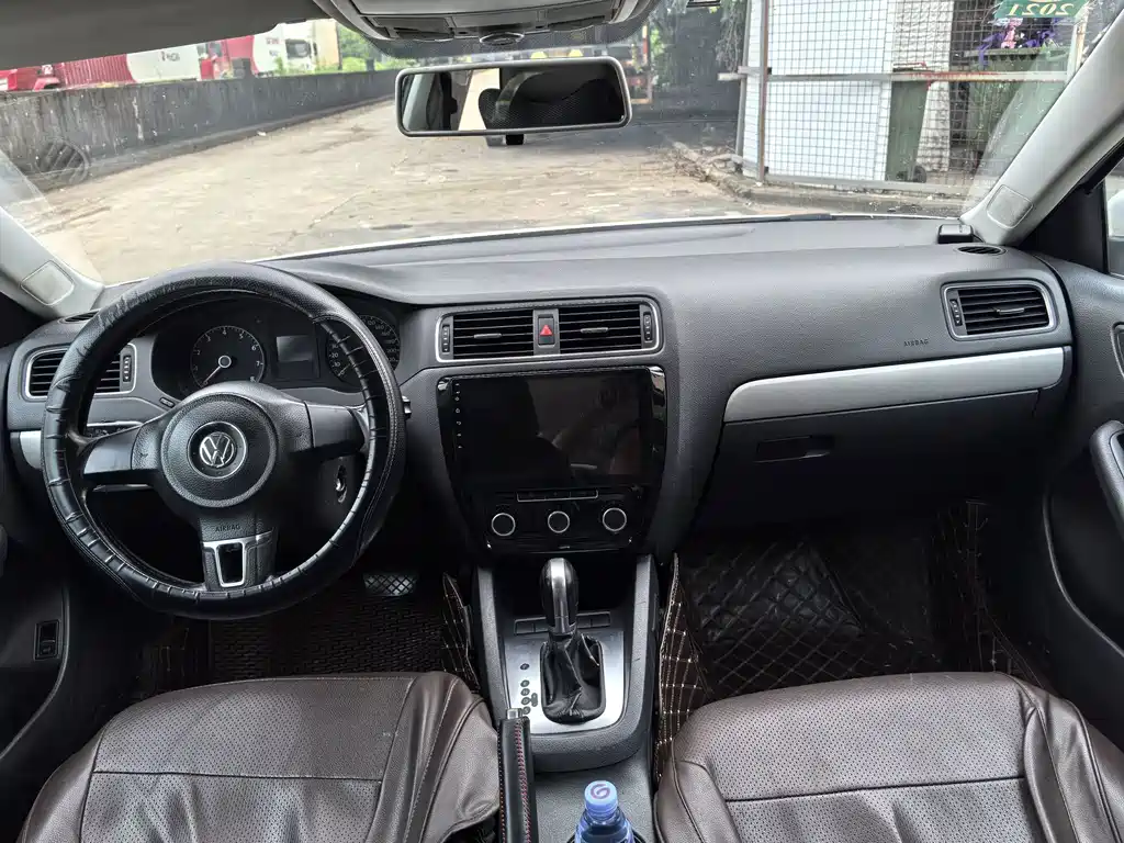 Volkswagen Sagitar — миниатюра 5
