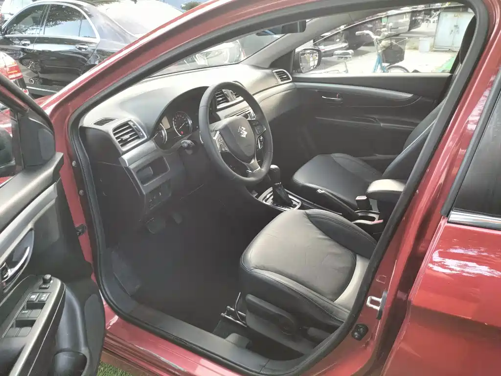 Suzuki Alivio — миниатюра 6