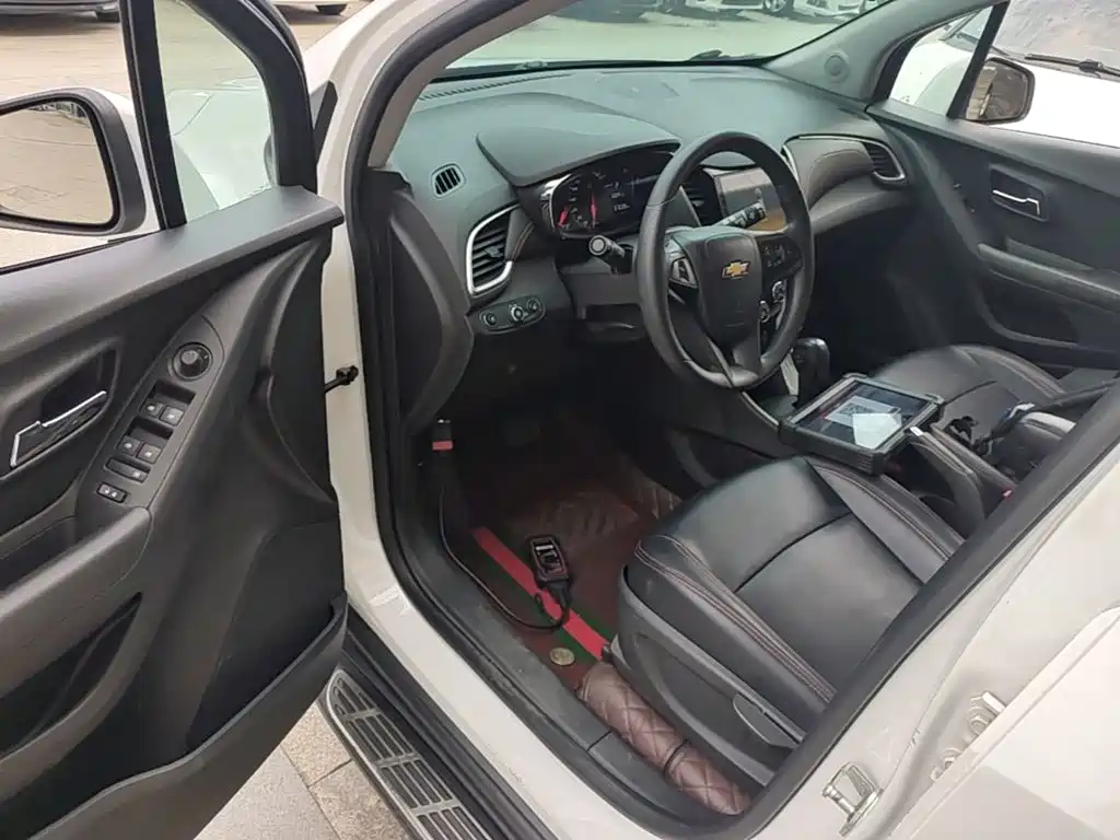 Chevrolet Trax — миниатюра 16
