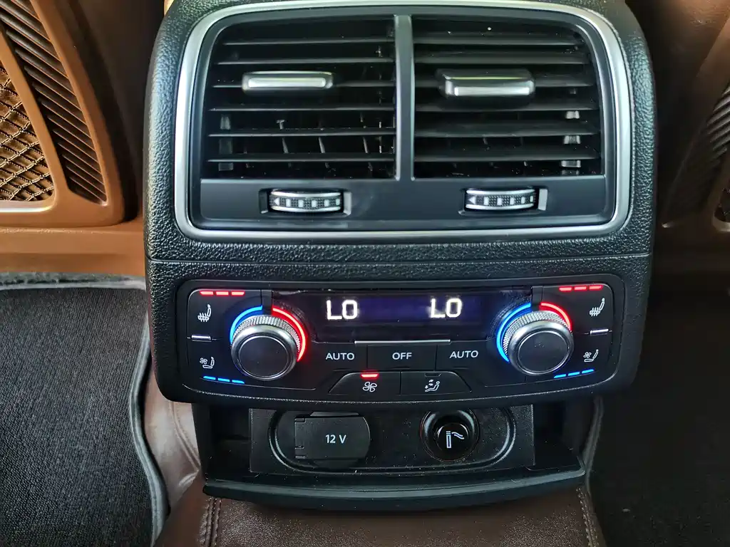 Audi A6L — миниатюра 19