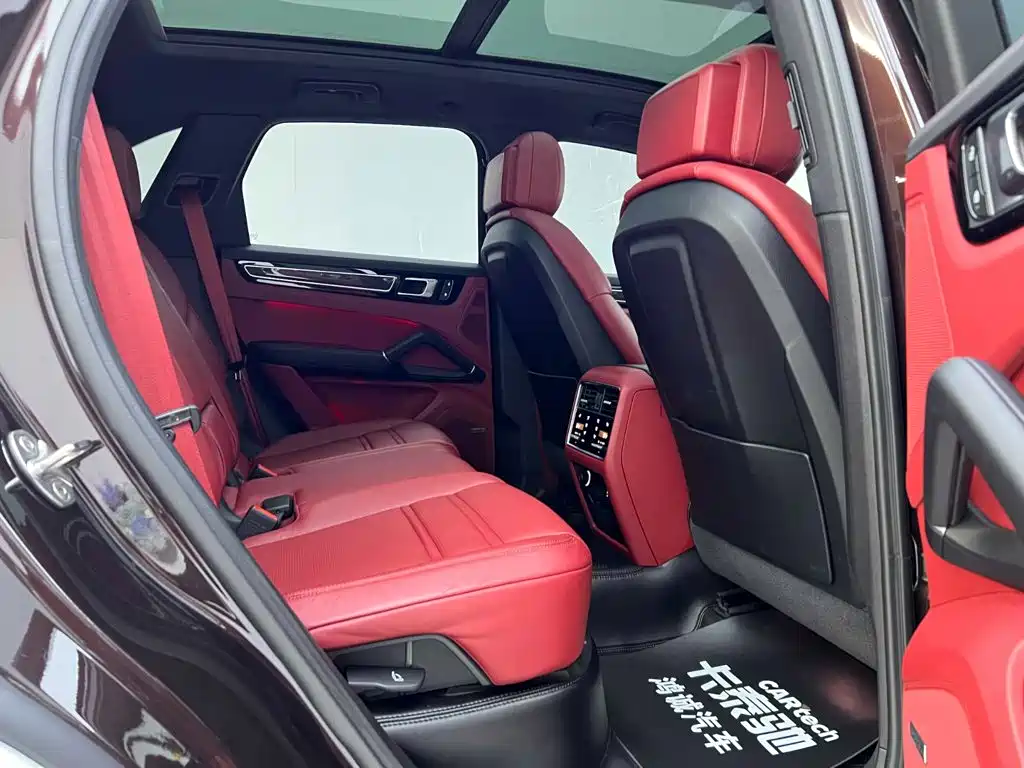 Porsche Cayenne Hybrid — миниатюра 20