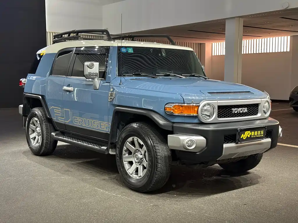 Toyota FJ Cruiser FJ 2019 4.0L AT