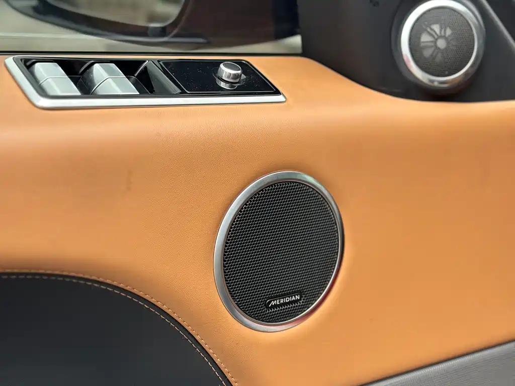 Land Rover Sport — миниатюра 16