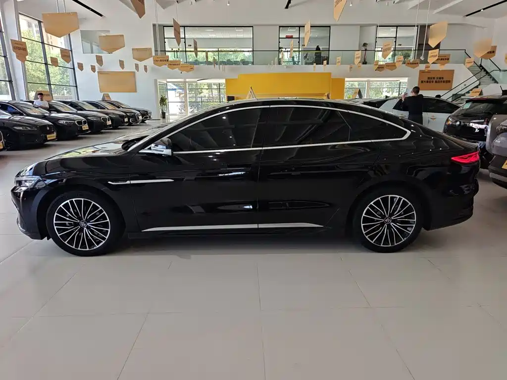 BYD Han — миниатюра 7