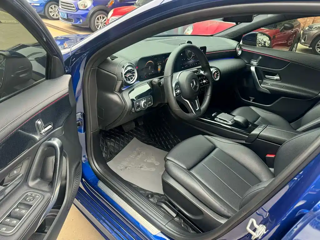 Mercedes-Benz A-Class — миниатюра 4