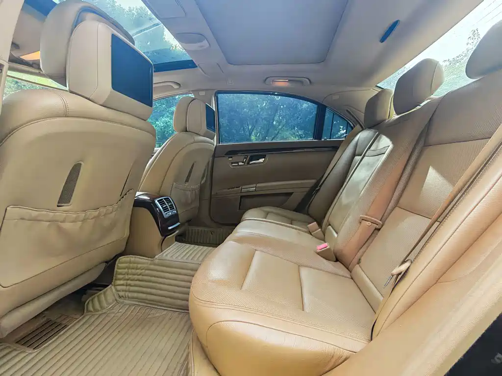 Mercedes-Benz S-Class — миниатюра 23