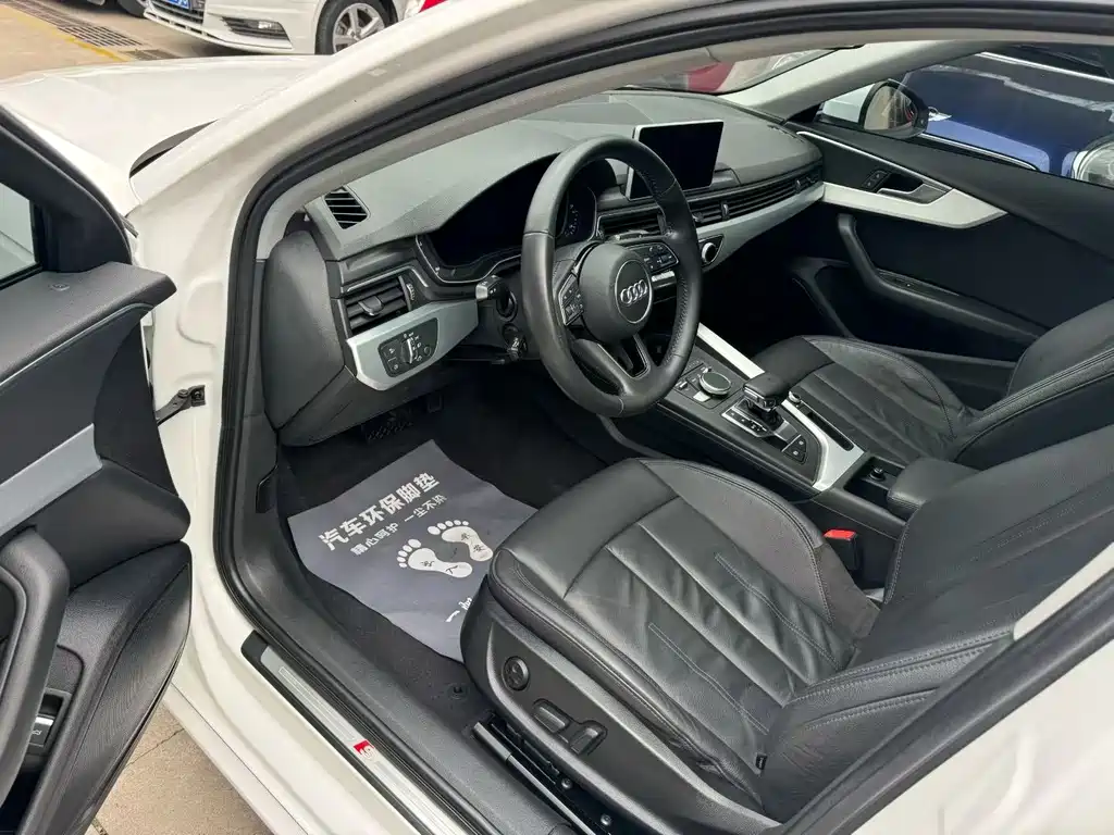 Audi A4L — миниатюра 4