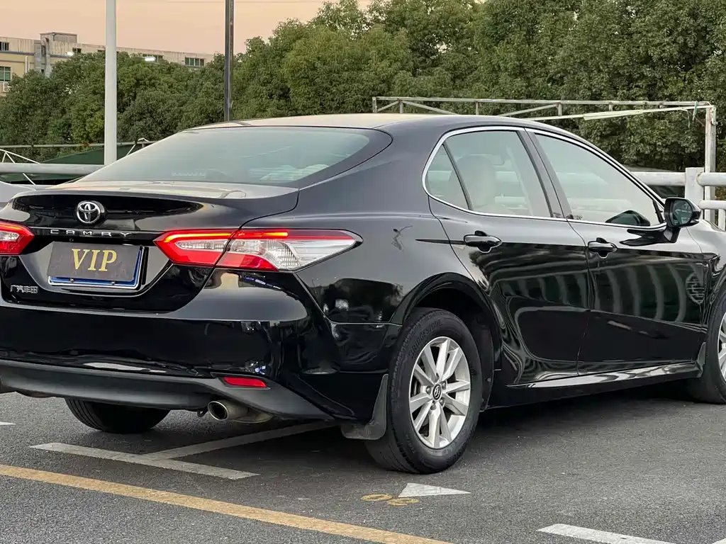 Toyota Camry 2.0GVP Leading Edition, фото 6