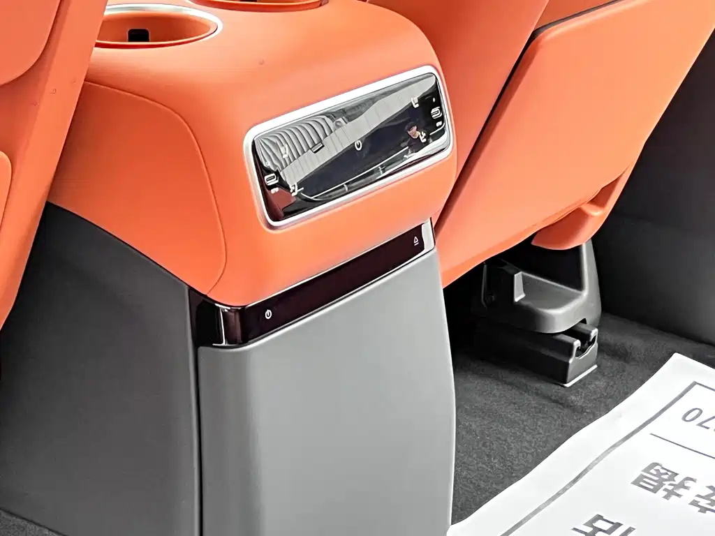Li Auto Li L9 — миниатюра 25