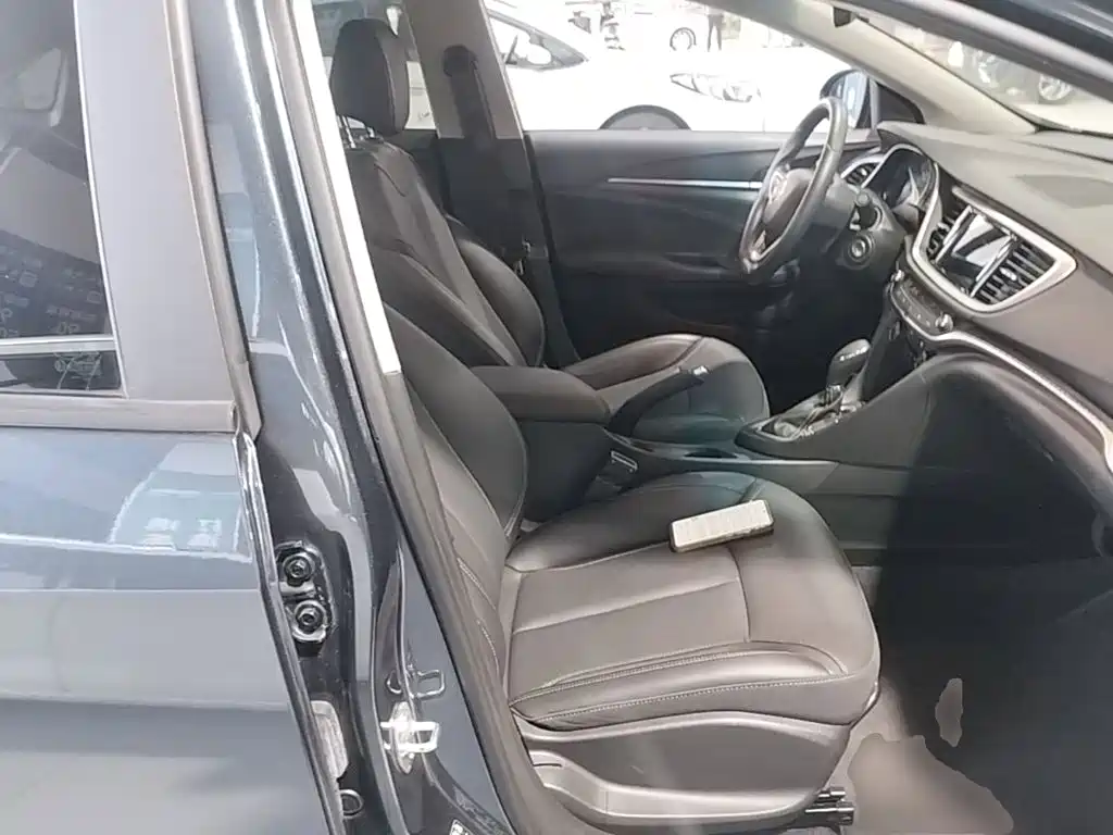 Buick Excelle — миниатюра 25