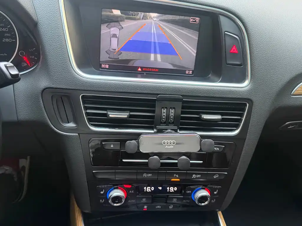 Audi Q5 — миниатюра 16