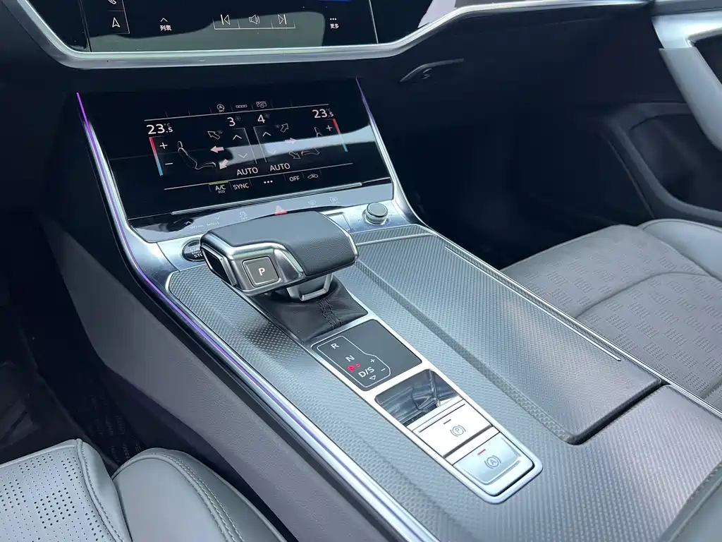 Audi A6L — миниатюра 12