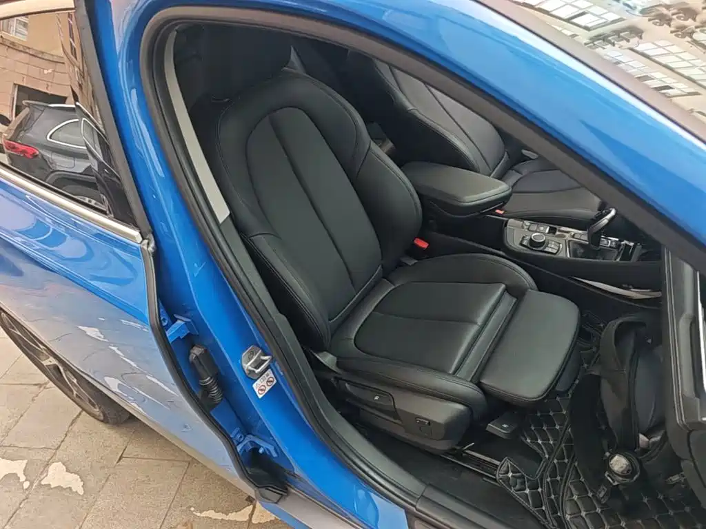 BMW X2 (Import) — миниатюра 25