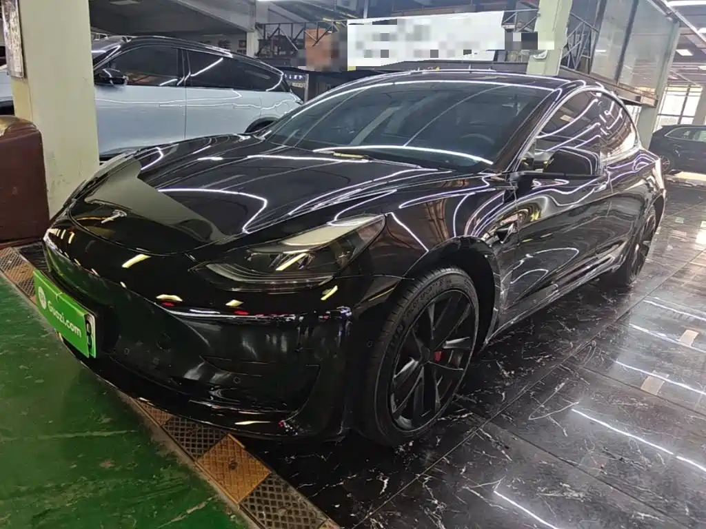 Tesla Model 3 — миниатюра 2