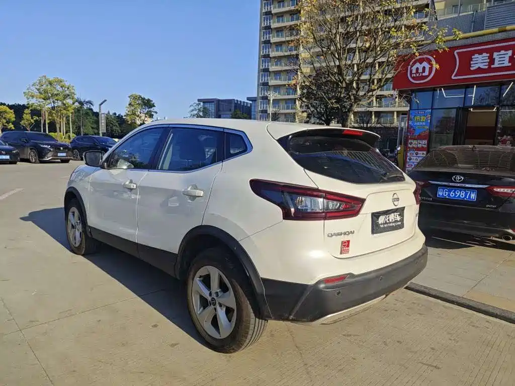 NISSAN QASHQAI